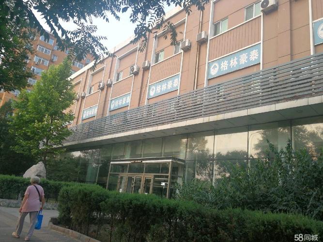 朝陽潘家園生鮮超市攤位出租，靈活鞋帽租賃服務同步上線